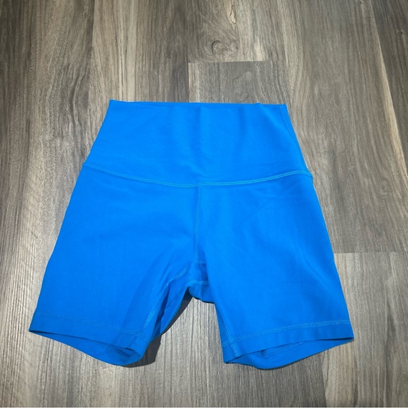 Blue lululemon align high rise 6" biker shorts - Picture 1 of 2